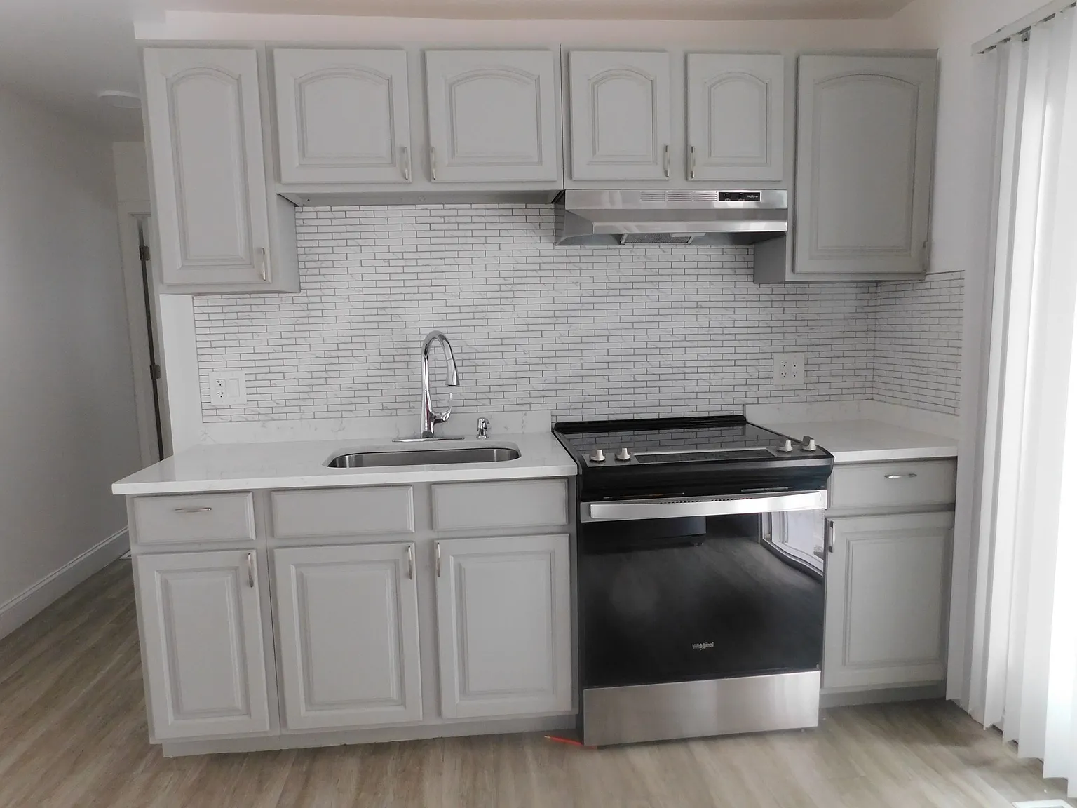 1 bed, 1.0 bath, 850 sqft, $1,500 — Photo 2
