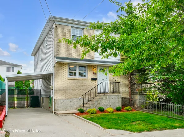 24 Park St, Staten Island, NY 10306