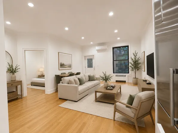 45 8th Avenue image 1 of 4