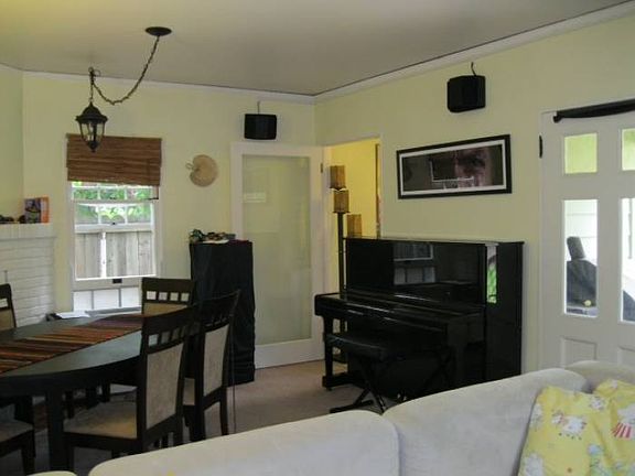 Living/Dining Area