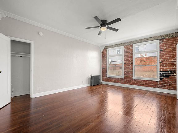 2nd image of 745 S Normandie Ave APT 207