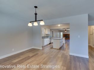 3178 Swallow Ln, Las Vegas, NV 89121