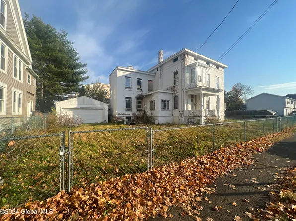 303 16th Street, Watervliet, NY 12189