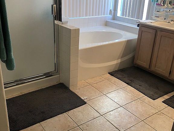 4th image of 9636 Ann Arbor Ln