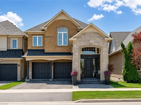 3184 Tim Dobbie Dr, Burlington, ON L7M 0N3