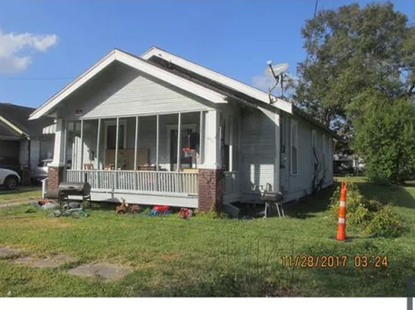 870 Prairie St, Beaumont, TX 77701