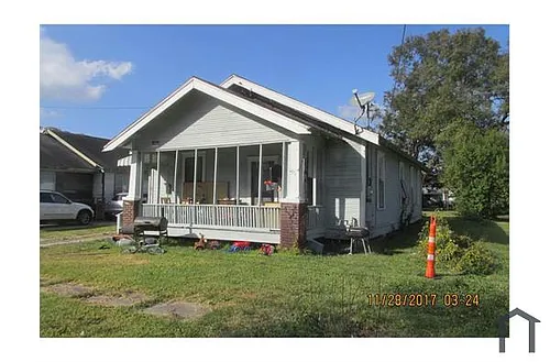870 Prairie St Photo 1