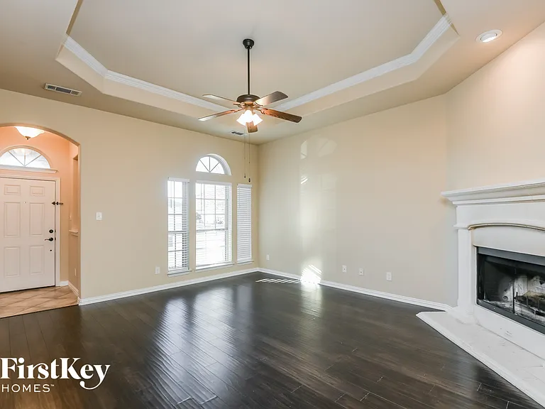 7428 Durness Dr — Photo 3