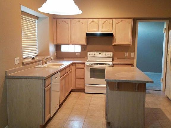 5th image of 5836 W Columbine Dr