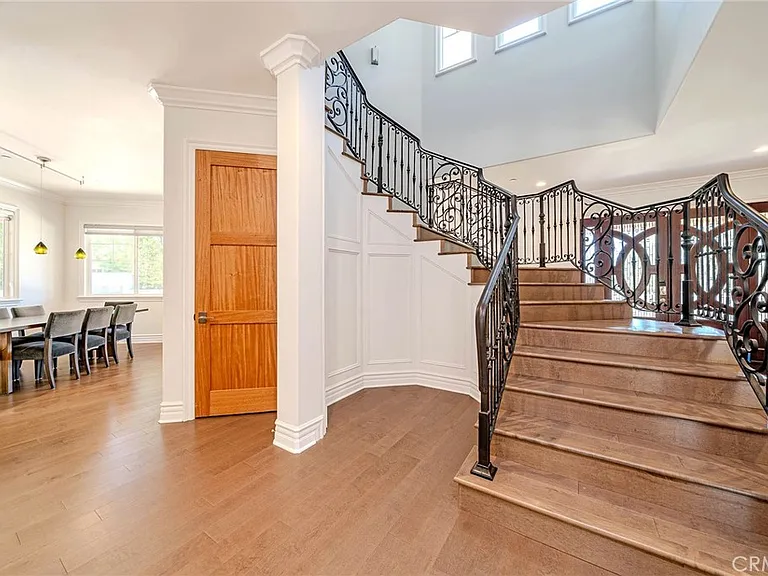 1217 Olive La Canada — Photo 11