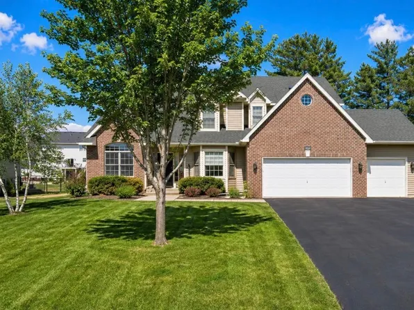 10186 Florida Cir N, Brooklyn Park, MN 55445