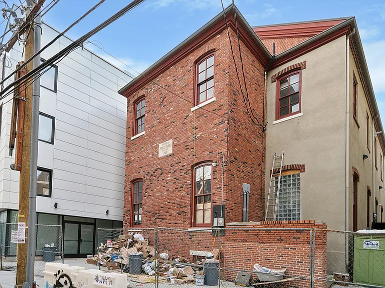 The Mifflin — Photo 81