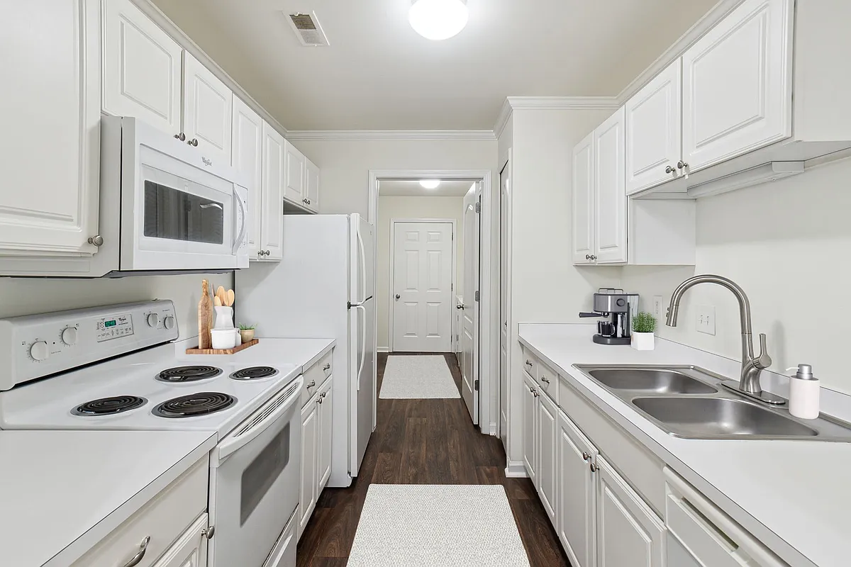 2 Bedroom A - 2 Bed / 2 Bath - 1,253 Sq.Ft. - Westbury Apartments