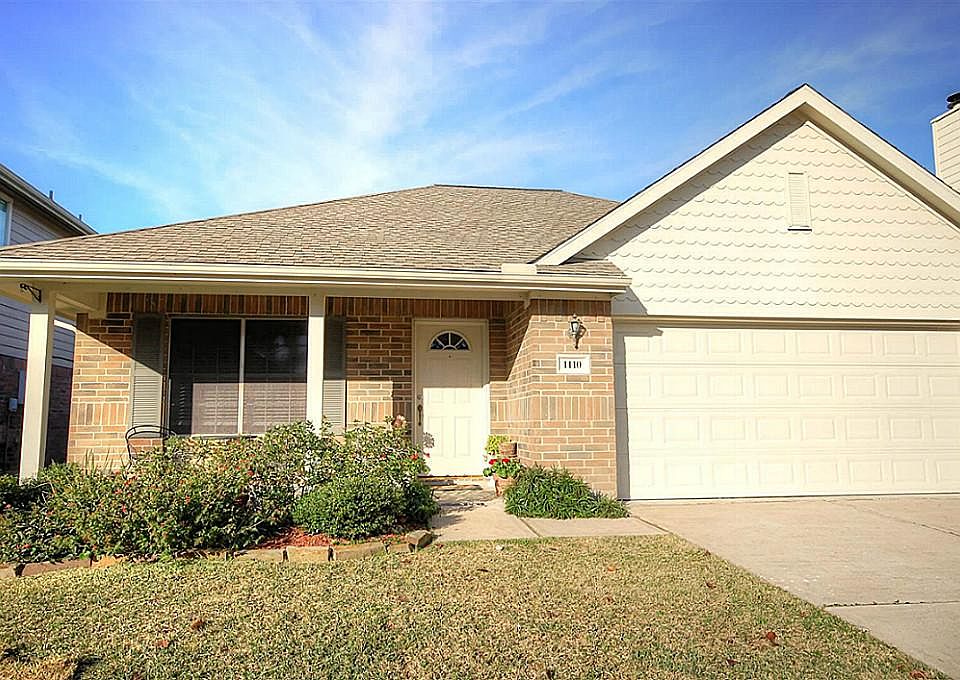 1st image of 1110 Andover Dr