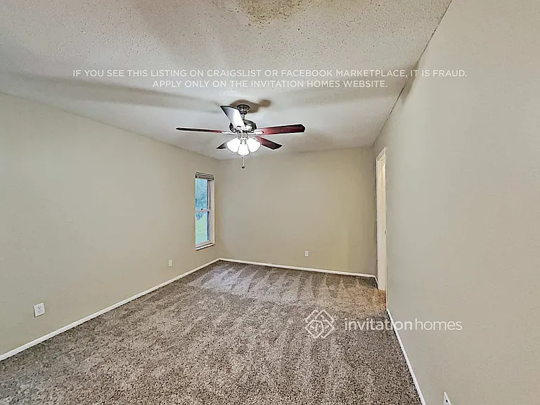 144 Mark David Blvd — Photo 10