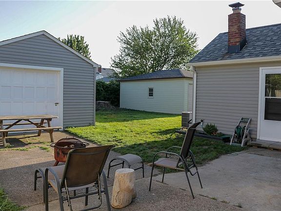 4th image of 1323 W 23rd St