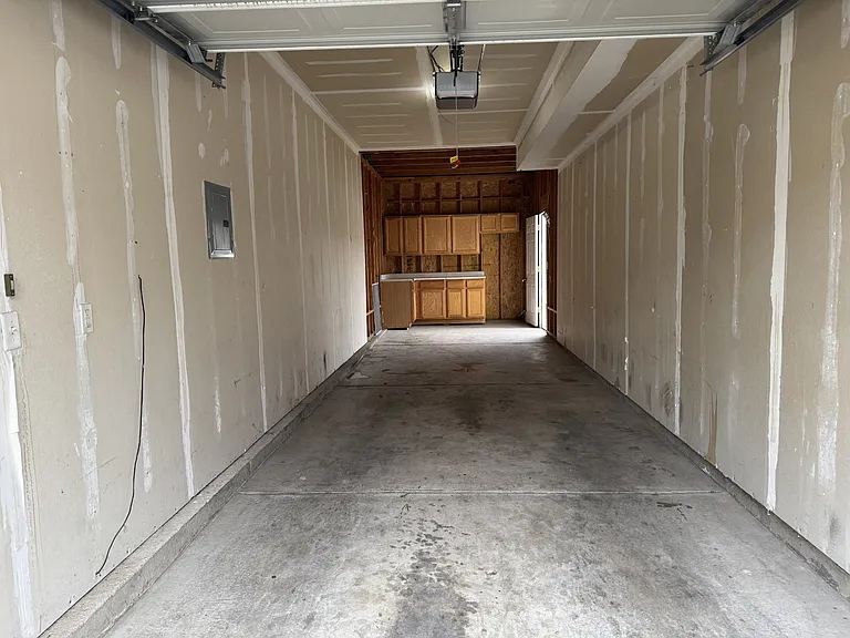 1914 N 2225 W — Photo 14