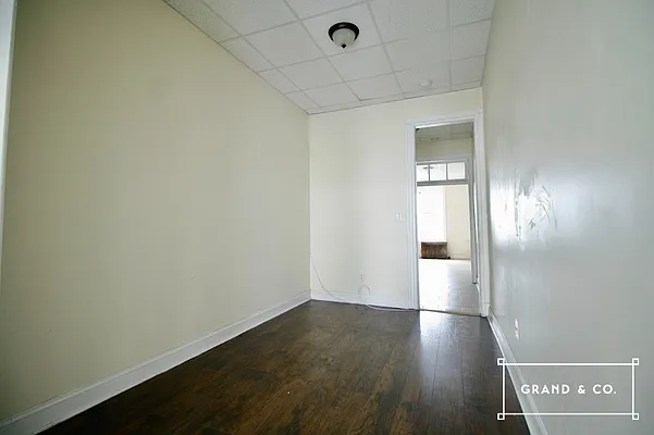 Rented by Grand & Co. | media 10