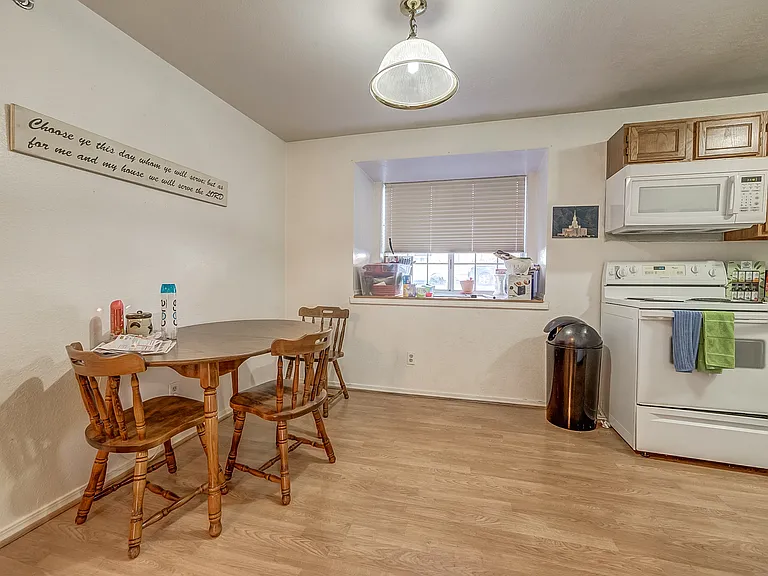 724 W 1720 N #109 — Photo 2