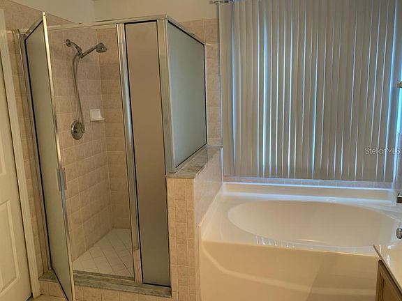 4th image of 4733 Barchetta Dr