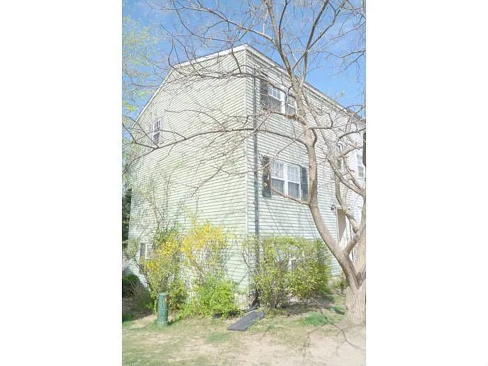 1716 Judy Way photo 1
