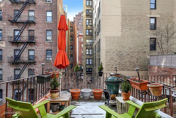 Sold by Corcoran | media 8