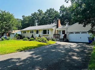 37 Sidor Dr, Enfield, CT 06082