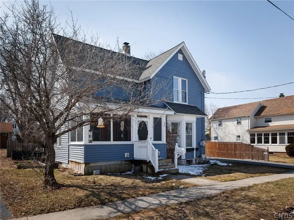 524 Franklin St, Clayton, NY 13624