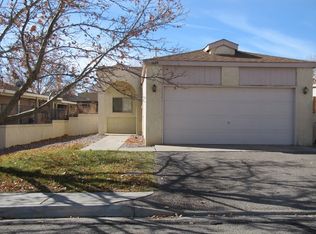 1689 Perma Dr NE, Rio Rancho, NM 87144