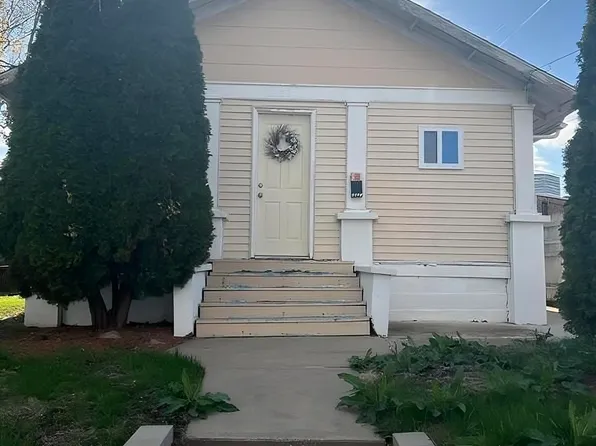 2021 S Royce St, Sioux City, IA 51106