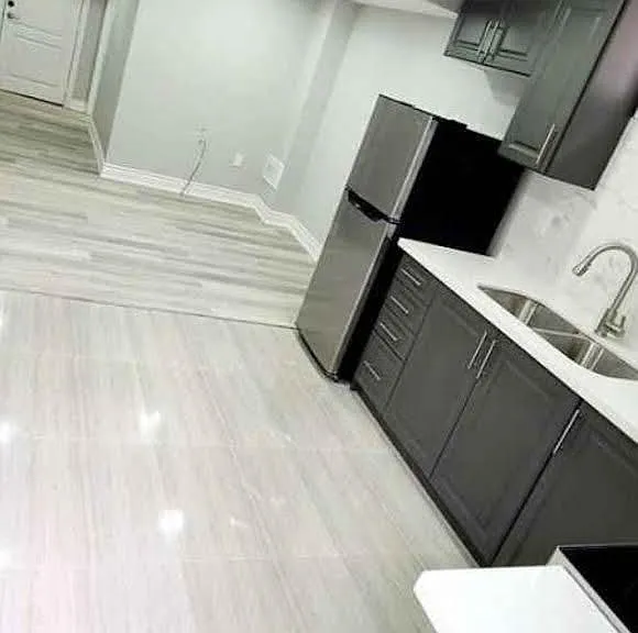 19 Adventura Rd #BASEMENT — Photo 2