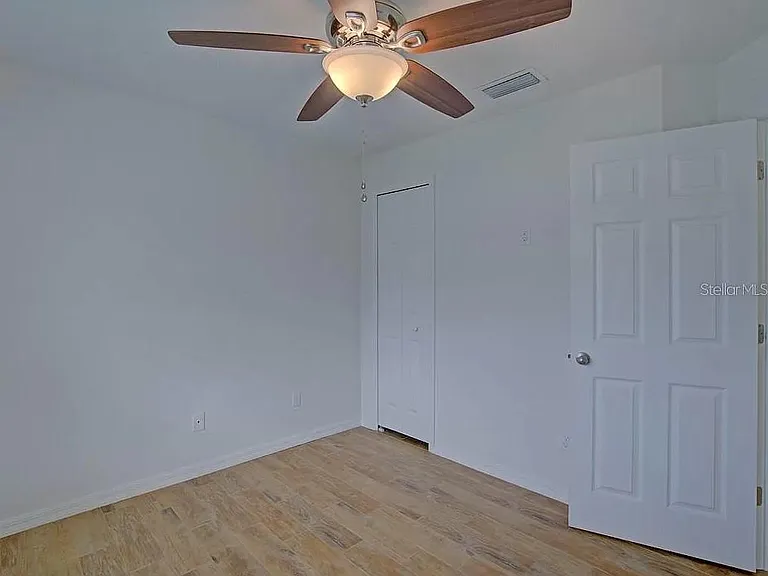 1037 Cass Ave — Photo 20