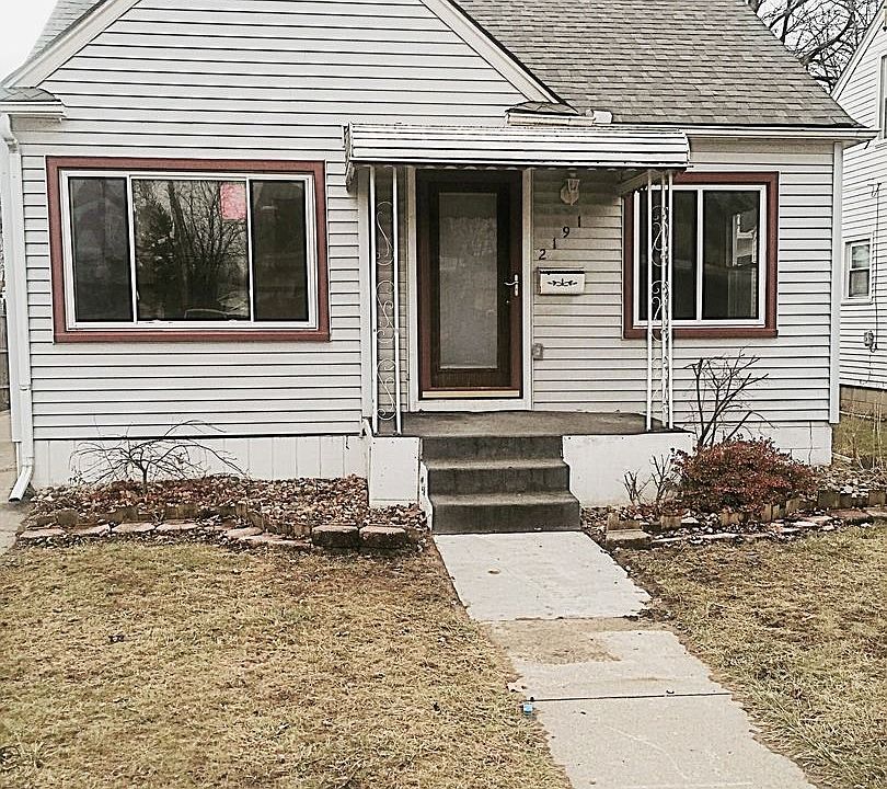 1st image of 2191 University Ave