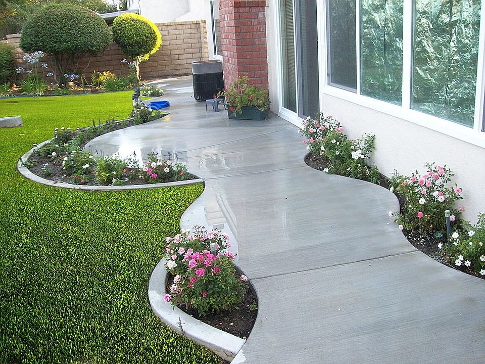 1st image of 24120 Avenida Crescenta
