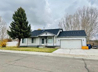2228 N Hollow Cir, Elko, NV 89801