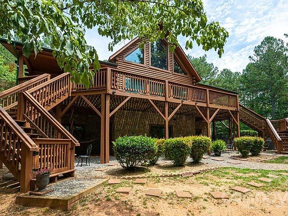 4th image of 4963 Harbor View Dr W