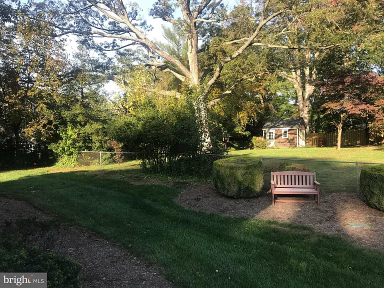 521 Beulah Rd NE — Photo 16
