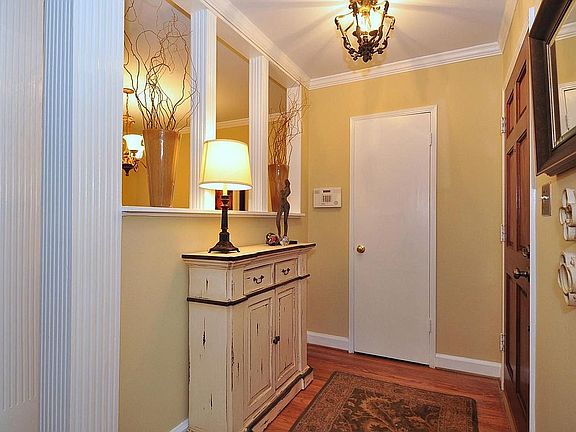 Foyer with fluted columns