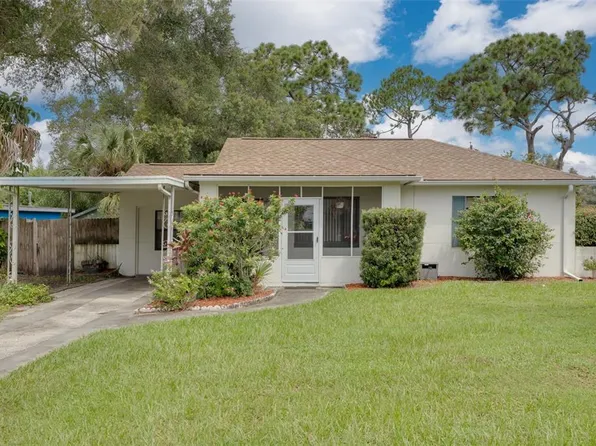 1358 Admiral Woodson Ln, Clearwater, FL 33755