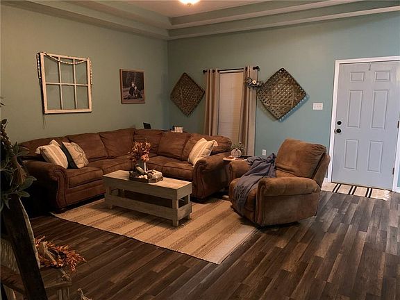 4th image of 4340 Ames Blvd