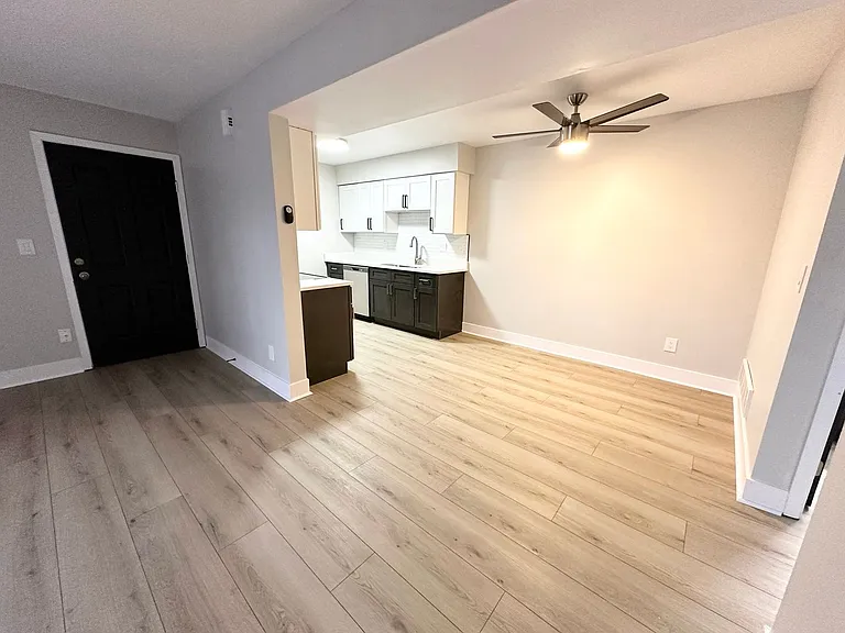 CherryVale Apartments — Photo 62