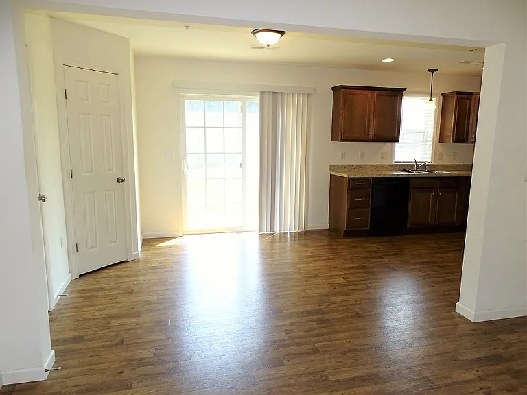 119 Redstone Dr #12 — Photo 5