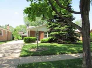 7810 Lotus Ave, Morton Grove, IL