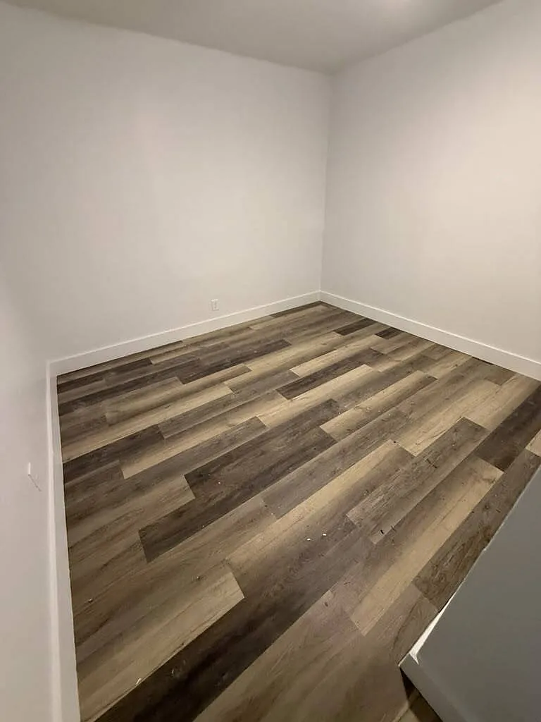 Affordable 2-Bedroom Apartment Near Downtown Hollywood & Beach — Photo 2