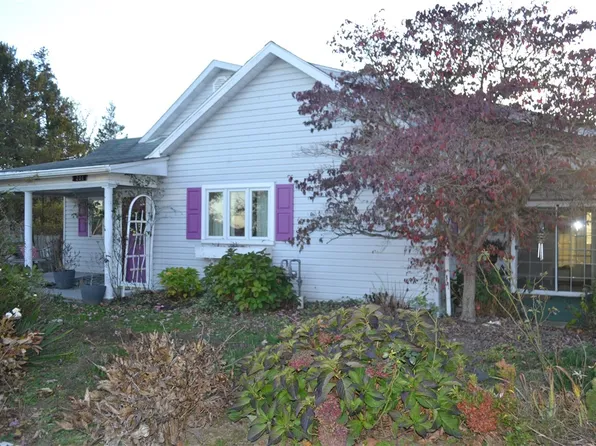 201 Woodland Ave, Charleroi, PA 15022