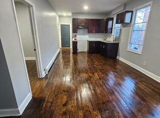 8 William St #2, East Orange, NJ 07017