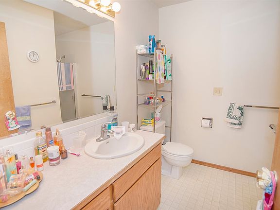 5th image of 4113 E 34th Ave