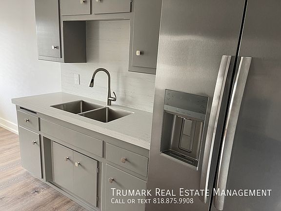 3rd image of 1015 E Wilson Ave #10