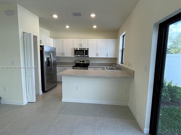 5th image of 3425 W 113th Ter #O-0
