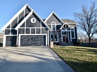 13113 Woodward St, Overland Park, KS 66213